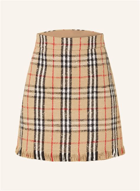 burberry rock fake
